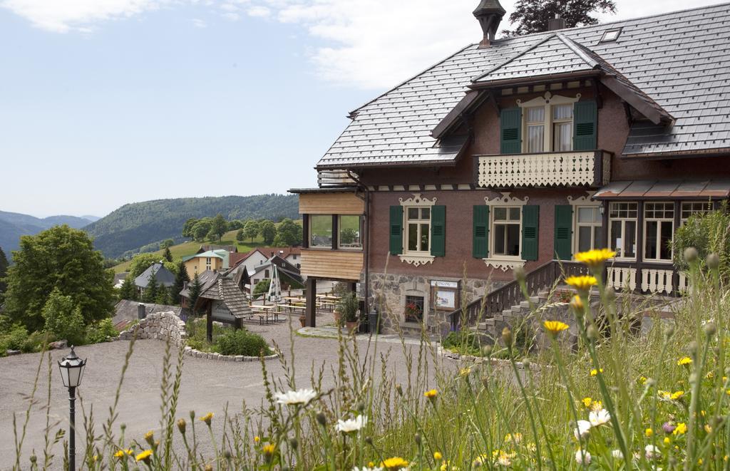 Hotel & Chalets Herrihof Todtnauberg Exterior photo